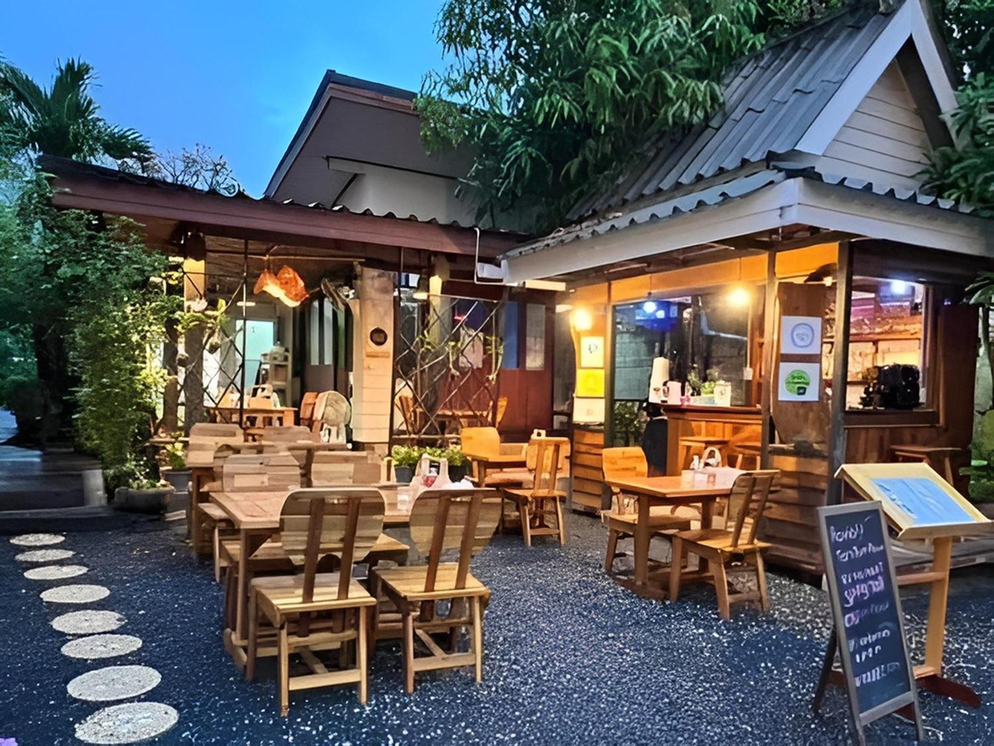 Naiyang Boutique Resort Ban Phak Chit Exterior photo