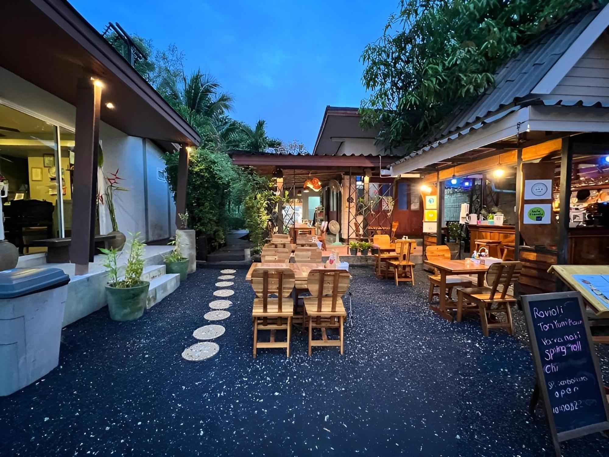 Naiyang Boutique Resort Ban Phak Chit Exterior photo