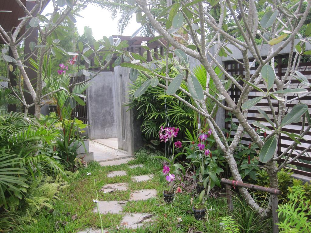 Naiyang Boutique Resort Ban Phak Chit Exterior photo