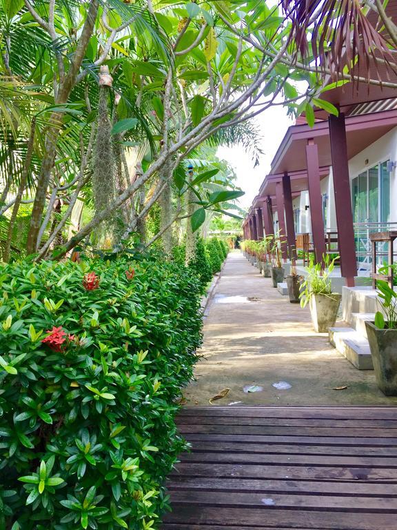 Naiyang Boutique Resort Ban Phak Chit Exterior photo