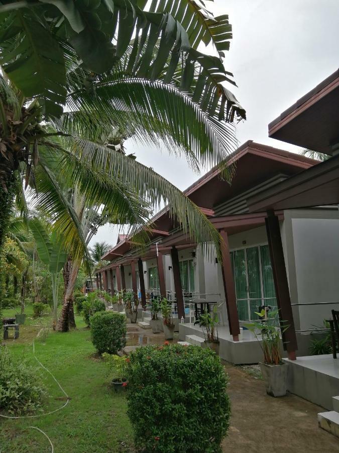 Naiyang Boutique Resort Ban Phak Chit Exterior photo